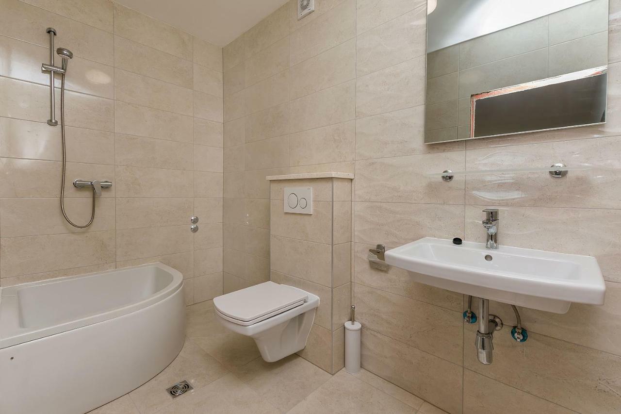 Apartments Danolic 2 Писак Екстериор снимка